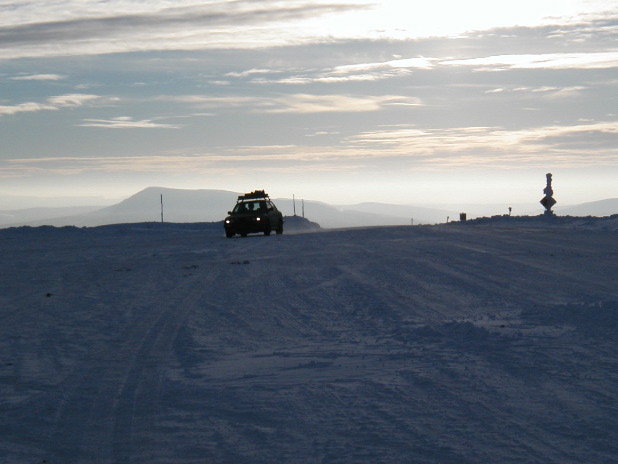 Day5-Dempster-BMW at province border